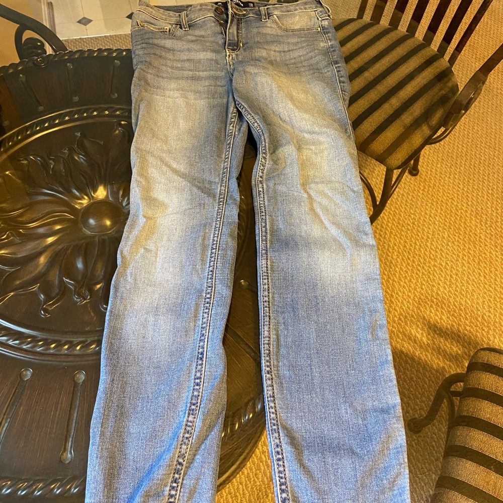 Hollister jeans